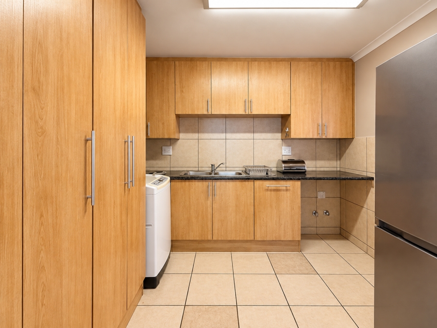 To Let 3 Bedroom Property for Rent in Myburgh Park Western Cape
